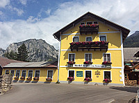 Gasthof zur Post outside