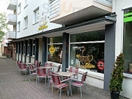 Café-bäckerei Oliev outside