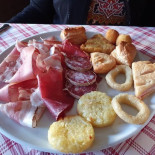 Al Rustico inside