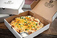 Revolve Pizza Kitchen food