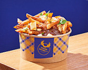 La Maison De La Poutine 82 Av. Parmentier food