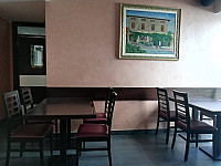 Snack Bar Cento inside