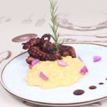 La Comitiva Cibo