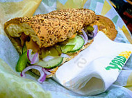 Subway Im Hauptbahnhof food