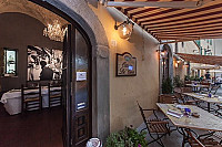 Osteria De' Cenci inside