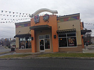 Pizza Hut Express outside