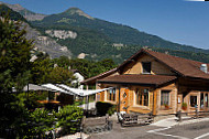 Le Chalet des Bains outside