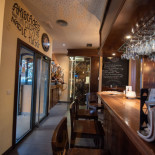 O Bodegón Dentro