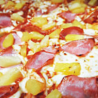 Dominos Pizza food