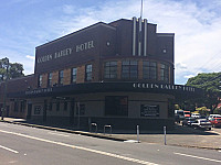 Golden Barley Hotel outside