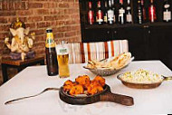 Aromas Curries And Wines food