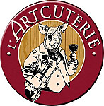 L'arcuterie inside