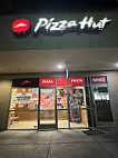 Pizza Hut outside