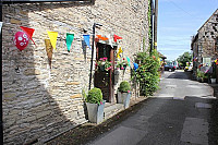 Kings Arms outside