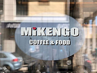 Mikengo outside