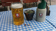 Spaten Garten food