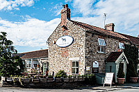 The Black Horse inside