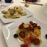 Del Centro food