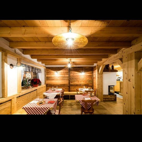 Locanda Pizzeria I Riviù À l'intérieur