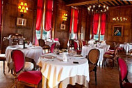 Restaurant du Chateau D Augerville food