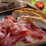 Prosciutteria Viterbo Cantina Dei Papi À l'intérieur