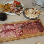 Monte Dell'oro Nourriture