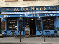 Au Bon Beurre inside