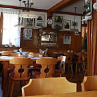 Gasthof Zur Linde inside