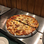 Pino's Pizza food