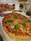 Pizza Per Tutti food