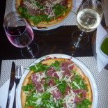 Jilanis Pingo, Ice Cream Parlour And Pizzeria. Cibo