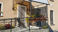 Cascina Volpi outside