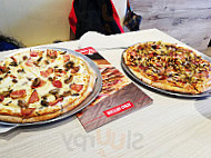 Telepizza food