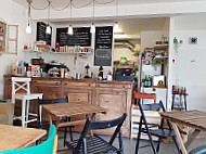 Magnolia Café Hossegor inside