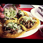 Tacos El Gavilan food