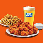 Hooters food