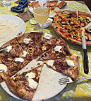 Pizzeria Postillon food