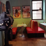 Cinema Caffè Lanteri À l'intérieur