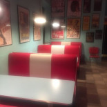 Cinema Caffè Lanteri À l'intérieur