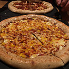 Pizza Hut St.andrew's Quay Hull food