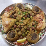 À La Table De Fatma Dentro