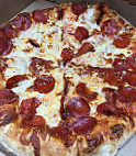 Barro's Pizza food