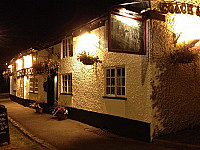 Coach And Horses outside