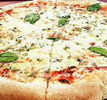 La Pizza Verdadeira food