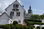 Zum Heiligen Stein inside