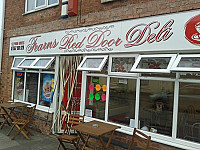 Fearns Red Door Deli inside