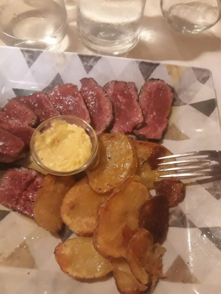La Pecora Ladra Comida