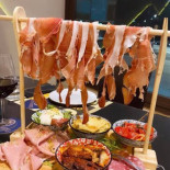 Rinomato Pizzeria Cucina E Sapori food