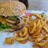 Burgerlicious Cibo