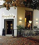 Café Morgenlicht outside